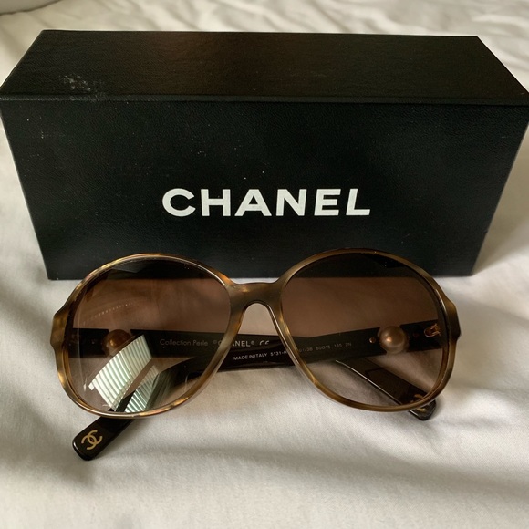 Authentic Chanel Tortoise 5131-H Sunglasses - Picture 2 of 6